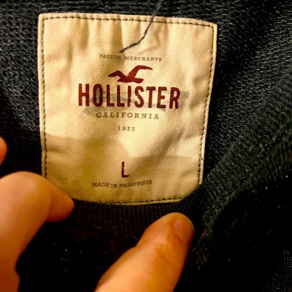 Holster- Navy Blue floral Embroidered Sweatshirt size L - Picture 4 of 4